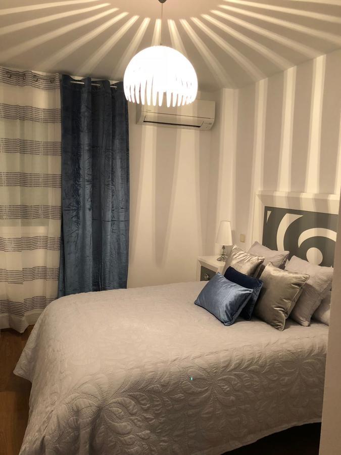 Apartamentos Las Ferrerias Arenas de San Pedro Luaran gambar