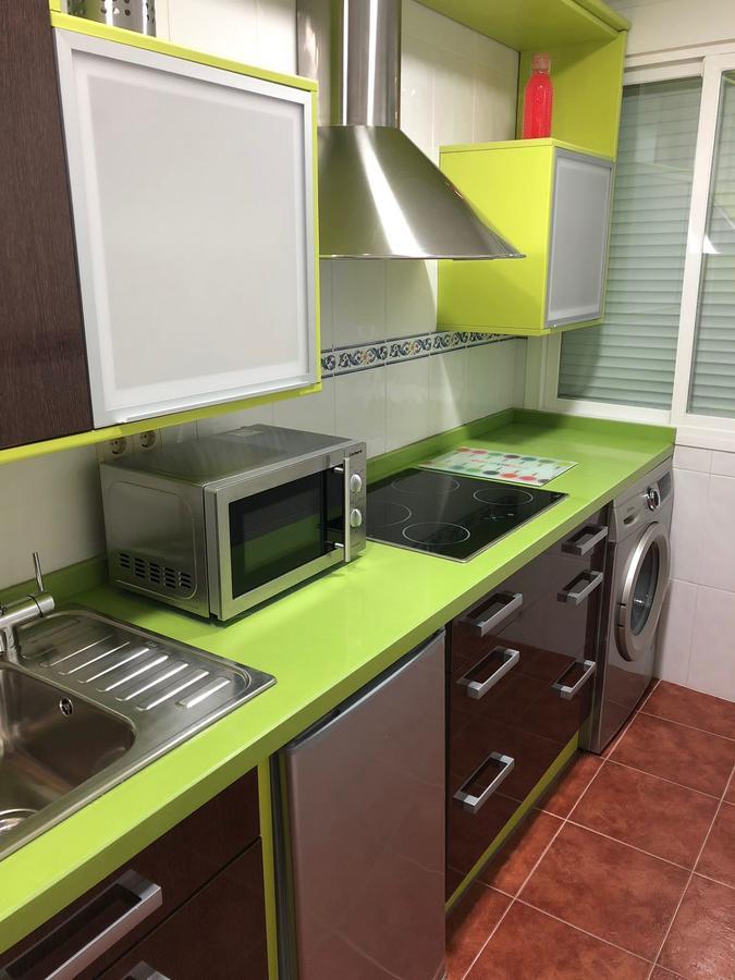Apartamentos Las Ferrerias Arenas de San Pedro Luaran gambar